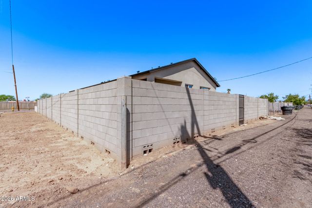 1645 S 29TH Avenue, Phoenix, AZ 85009