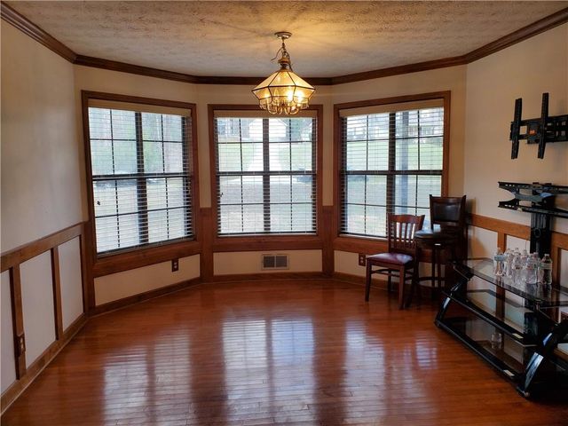 240 Oak Leaf Drive, Stockbridge, GA 30281