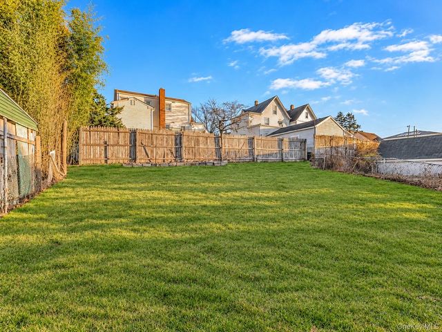 232 Jessamine Avenue, Yonkers, NY 10701