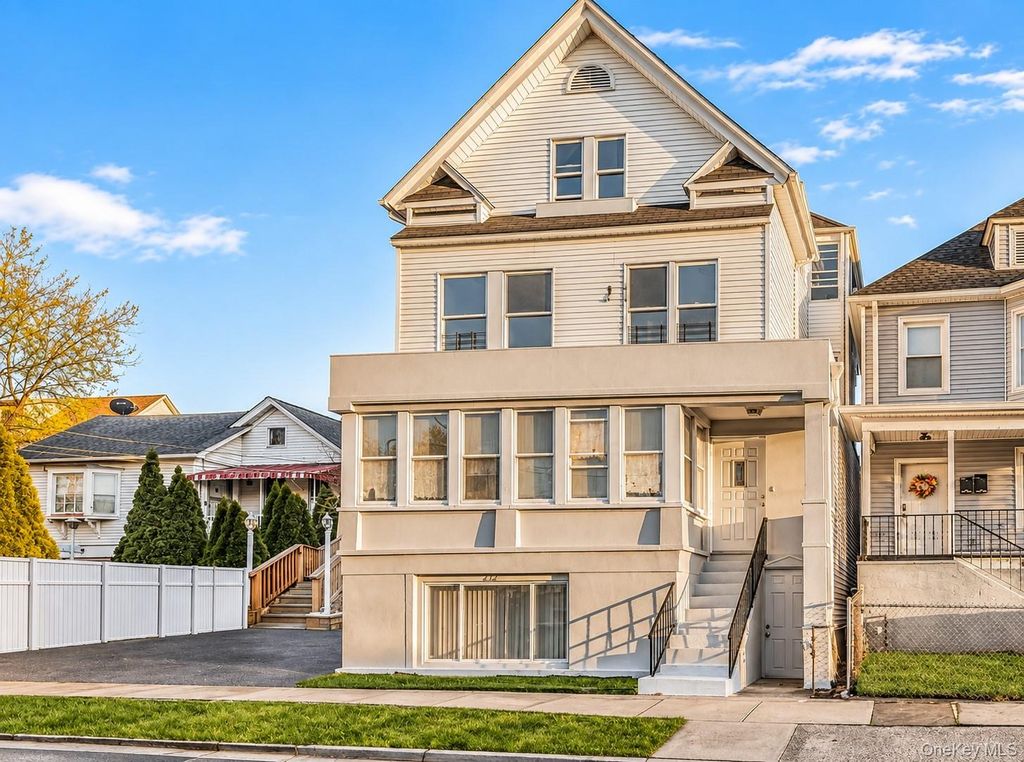 232 Jessamine Avenue, Yonkers, NY 10701 — photo 2