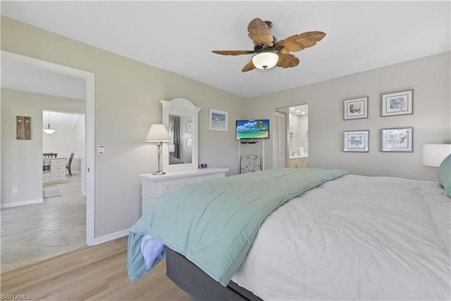 2261 Kings Lake BLVD, Naples, FL 34112