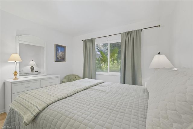 2261 Kings Lake BLVD, Naples, FL 34112