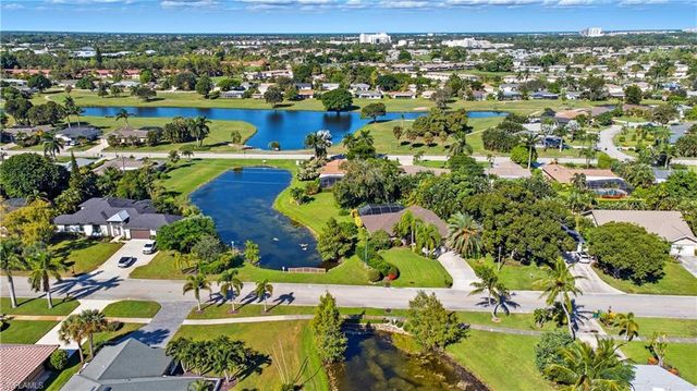 2261 Kings Lake BLVD, Naples, FL 34112