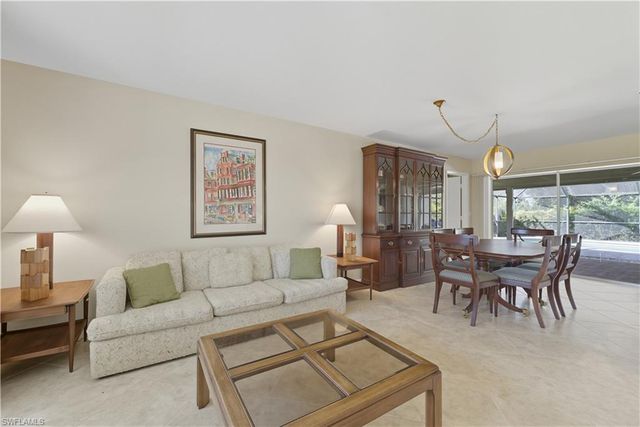 2261 Kings Lake BLVD, Naples, FL 34112