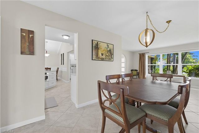 2261 Kings Lake BLVD, Naples, FL 34112