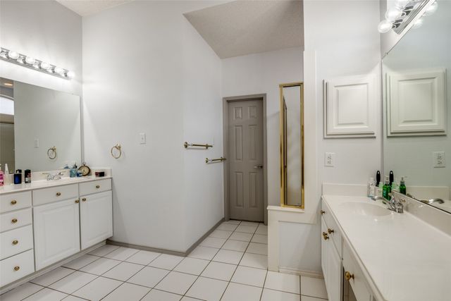 4910 Bayport Circle, Rowlett, TX 75088