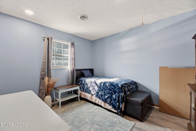 148 Batley Loop Rd, Clinton, TN 37716