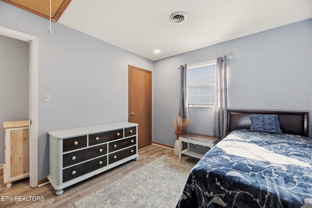 148 Batley Loop Rd, Clinton, TN 37716