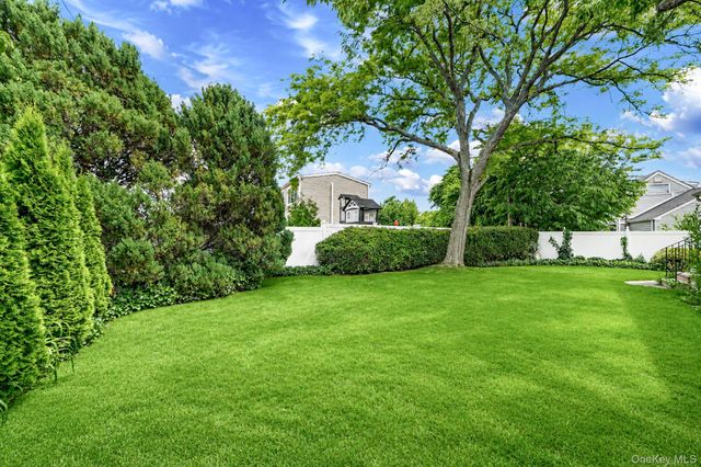 2055 Alan Drive, Seaford, NY 11783