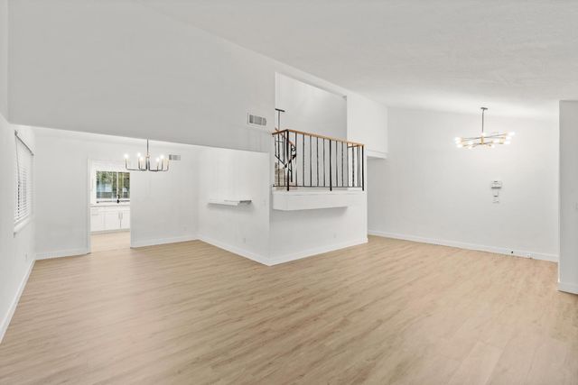 1962 Chaparral Way, Stockton, CA 95209