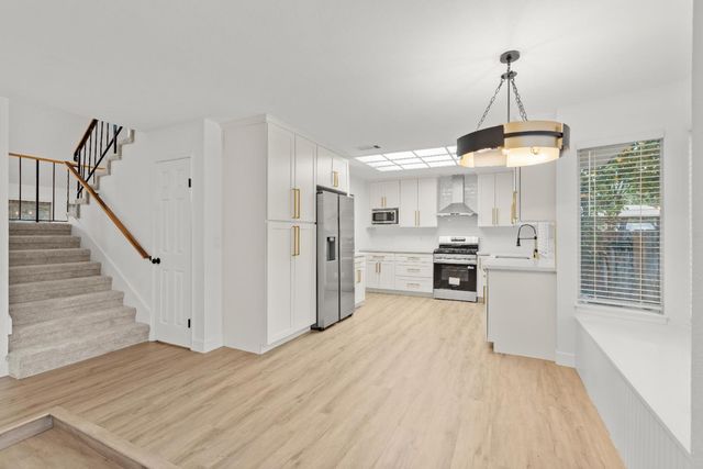 1962 Chaparral Way, Stockton, CA 95209