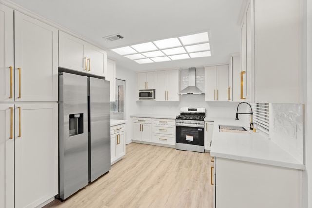 1962 Chaparral Way, Stockton, CA 95209