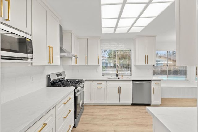 1962 Chaparral Way, Stockton, CA 95209