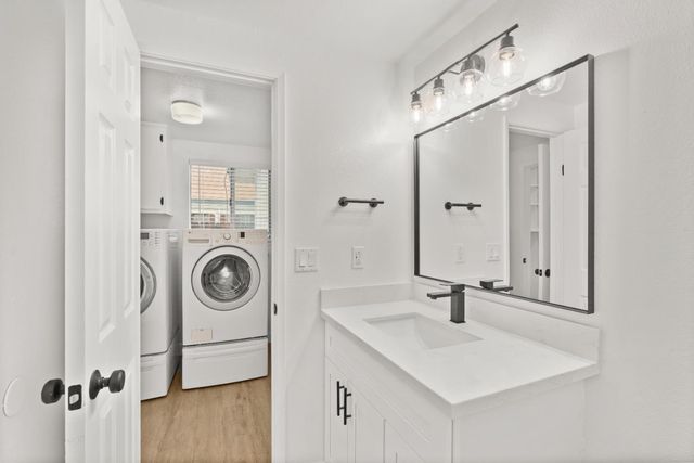 1962 Chaparral Way, Stockton, CA 95209