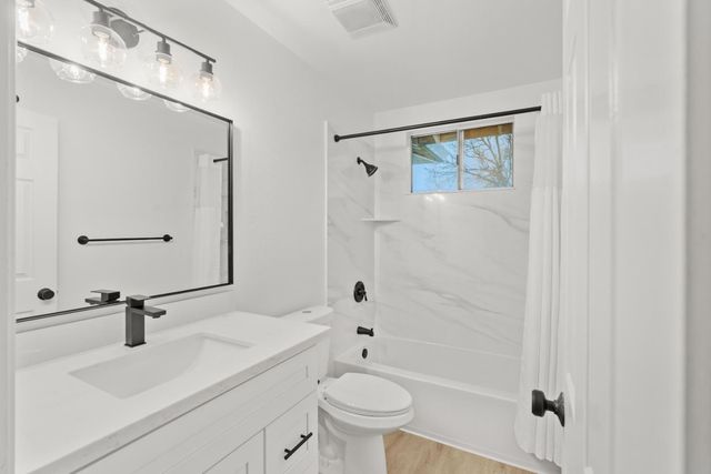 1962 Chaparral Way, Stockton, CA 95209