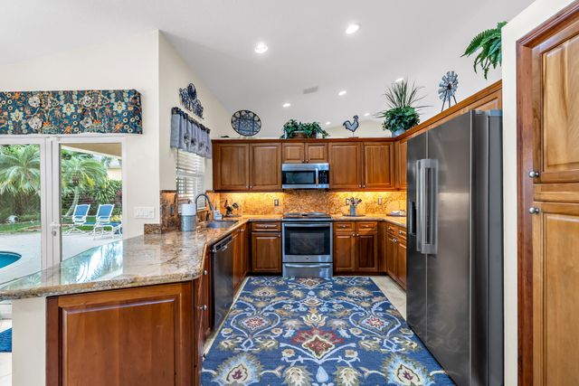 1966 SW 105th Avenue, Davie, FL 33324