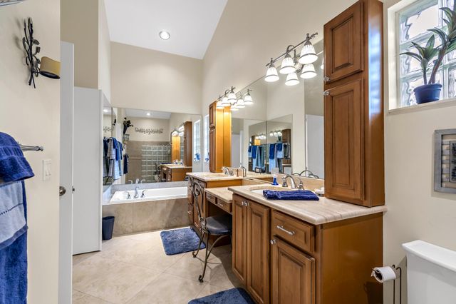 1966 SW 105th Avenue, Davie, FL 33324