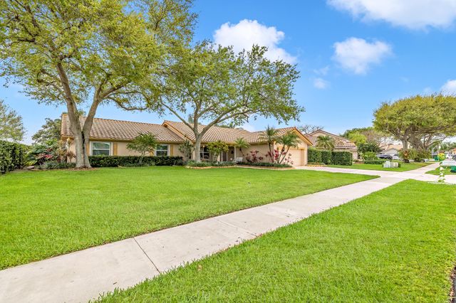 1966 SW 105th Avenue, Davie, FL 33324