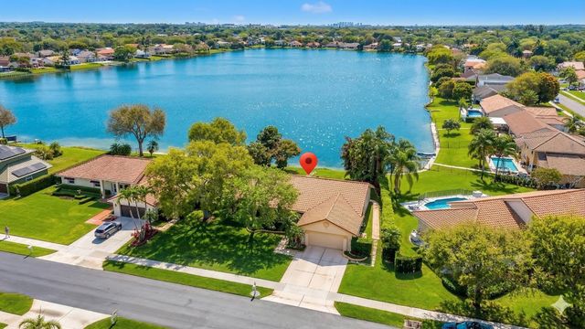 1966 SW 105th Avenue, Davie, FL 33324