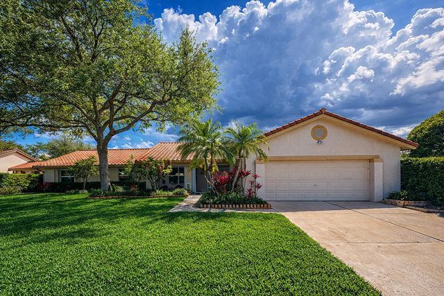 1966 SW 105th Avenue, Davie, FL 33324