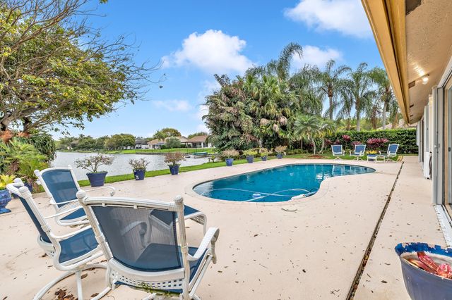 1966 SW 105th Avenue, Davie, FL 33324