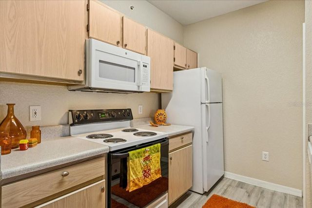 5479 VINELAND ROAD 9310, Orlando, FL 32811