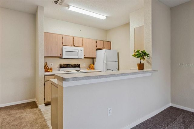 5479 VINELAND ROAD 9310, Orlando, FL 32811