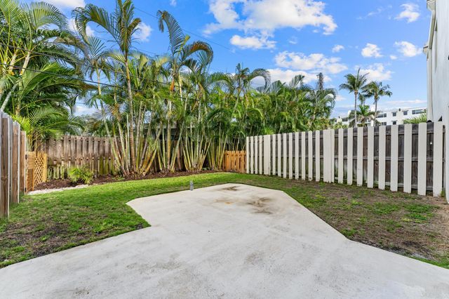 541 N Ocean Boulevard 5610, Boca Raton, FL 33432