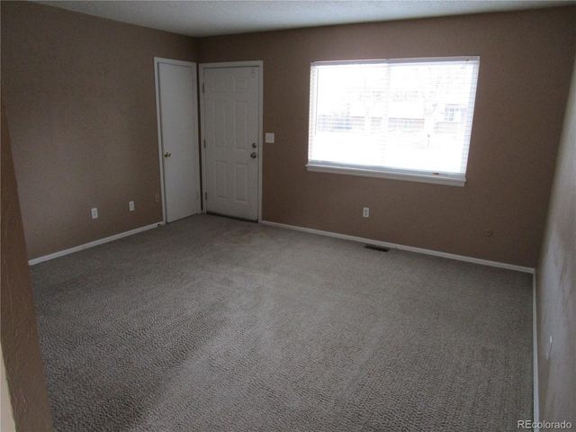 719 S Macon Way, Aurora, CO 80012