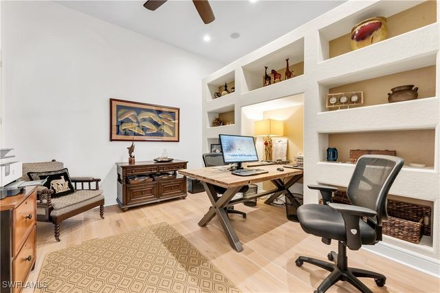 1033 Tierra Lago WAY, Naples, FL 34119