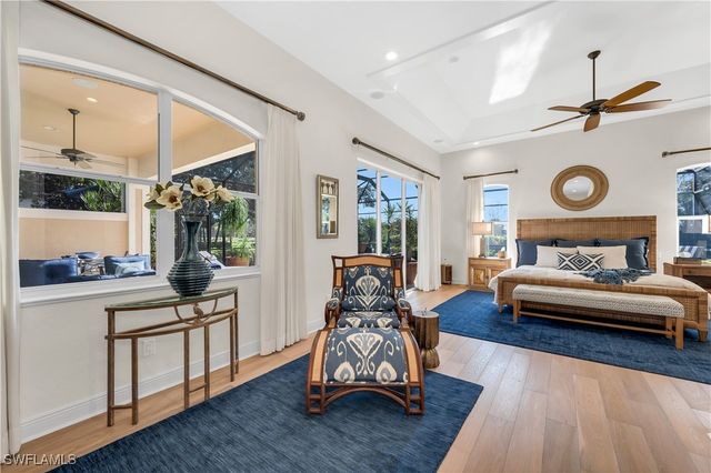 1033 Tierra Lago WAY, Naples, FL 34119