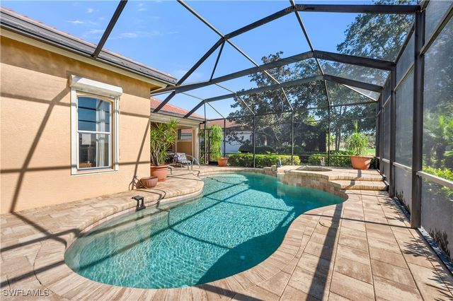 1033 Tierra Lago WAY, Naples, FL 34119