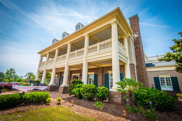 1557 Oakhurst Drive, Mount Pleasant, SC 29466