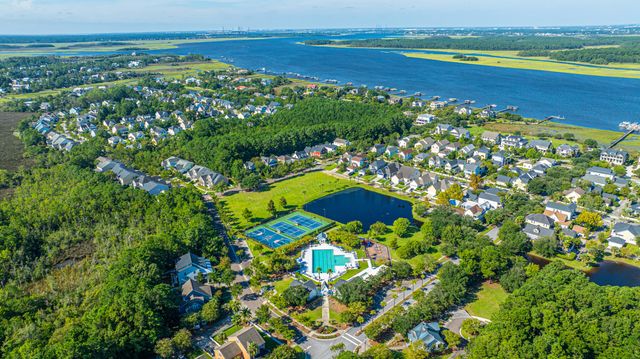 1557 Oakhurst Drive, Mount Pleasant, SC 29466