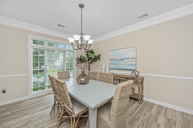 1557 Oakhurst Drive, Mount Pleasant, SC 29466