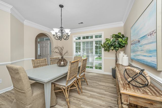 1557 Oakhurst Drive, Mount Pleasant, SC 29466
