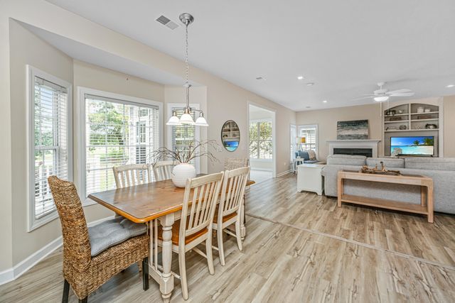 1557 Oakhurst Drive, Mount Pleasant, SC 29466
