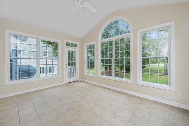 1557 Oakhurst Drive, Mount Pleasant, SC 29466
