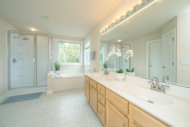 1557 Oakhurst Drive, Mount Pleasant, SC 29466