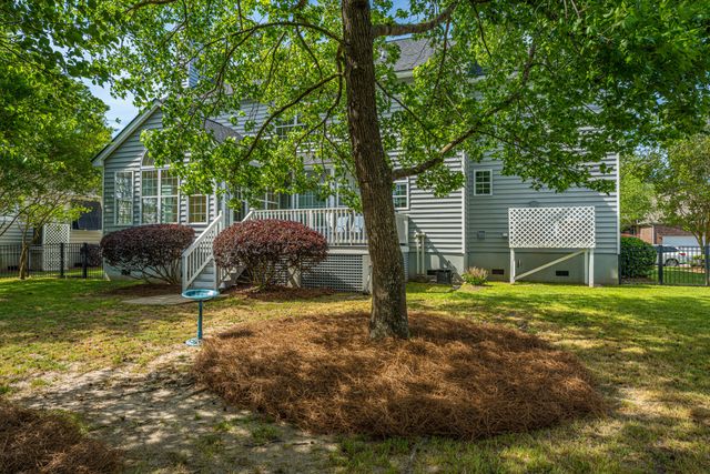 1557 Oakhurst Drive, Mount Pleasant, SC 29466