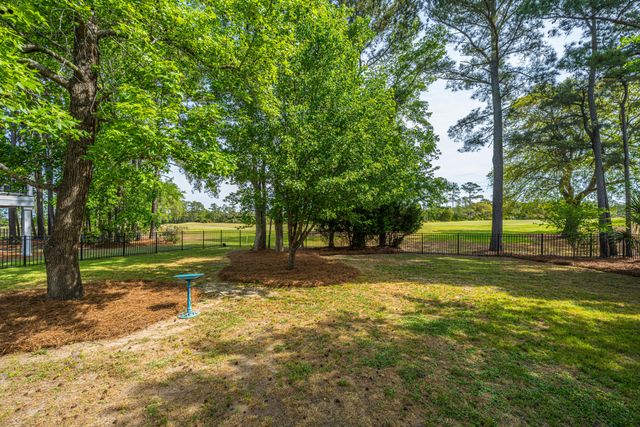 1557 Oakhurst Drive, Mount Pleasant, SC 29466