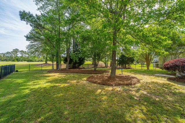 1557 Oakhurst Drive, Mount Pleasant, SC 29466
