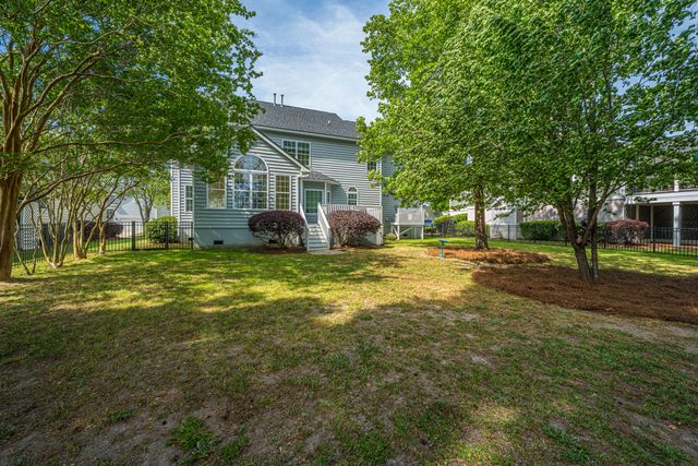 1557 Oakhurst Drive, Mount Pleasant, SC 29466