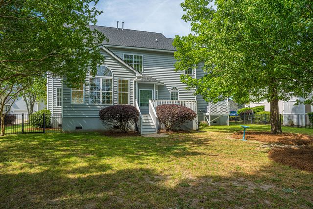 1557 Oakhurst Drive, Mount Pleasant, SC 29466