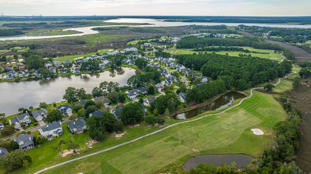 1557 Oakhurst Drive, Mount Pleasant, SC 29466