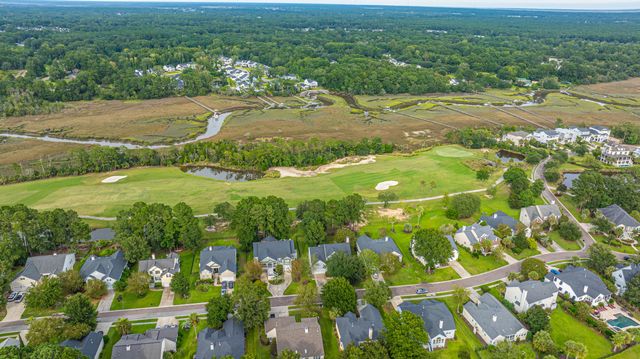 1557 Oakhurst Drive, Mount Pleasant, SC 29466