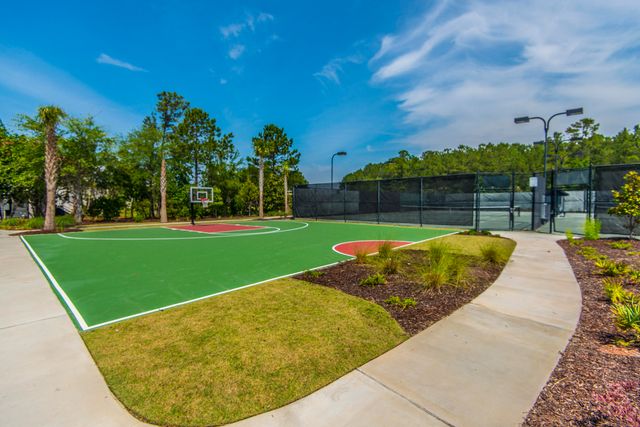 1557 Oakhurst Drive, Mount Pleasant, SC 29466