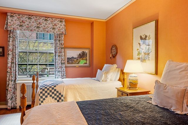 101 Chestnut Street E, Boston, MA 02108