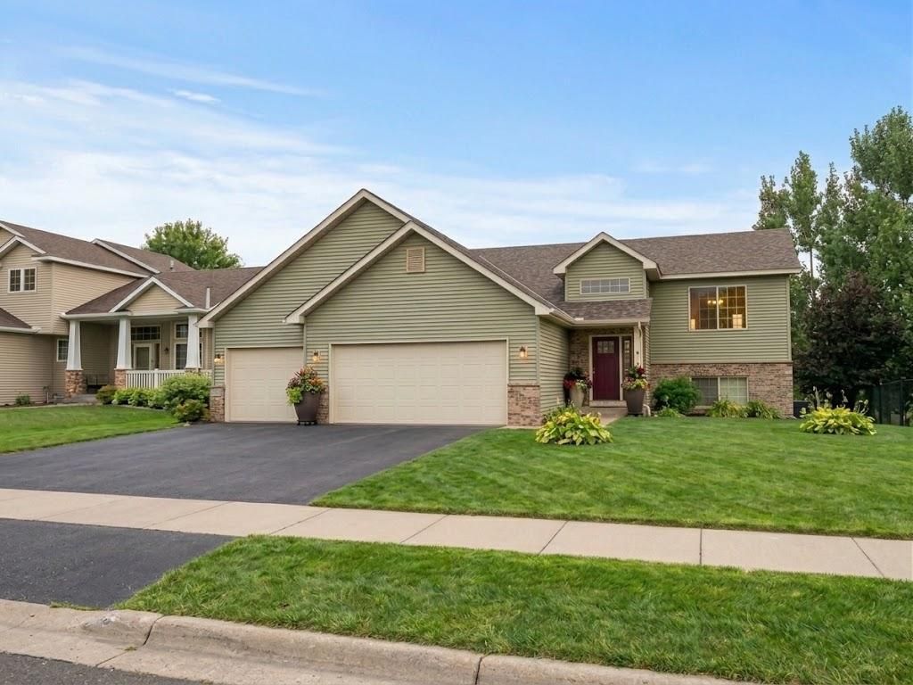936 Ivy Hills Road, Belle Plaine, MN 56011 — exterior