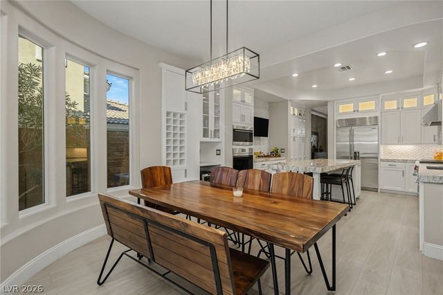 1425 Foothills Village Drive, Henderson, NV 89012